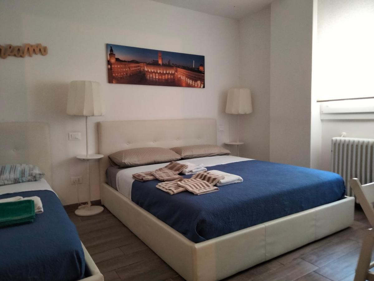 Casavacanzacentrale Privato Appartement Bologna Buitenkant foto