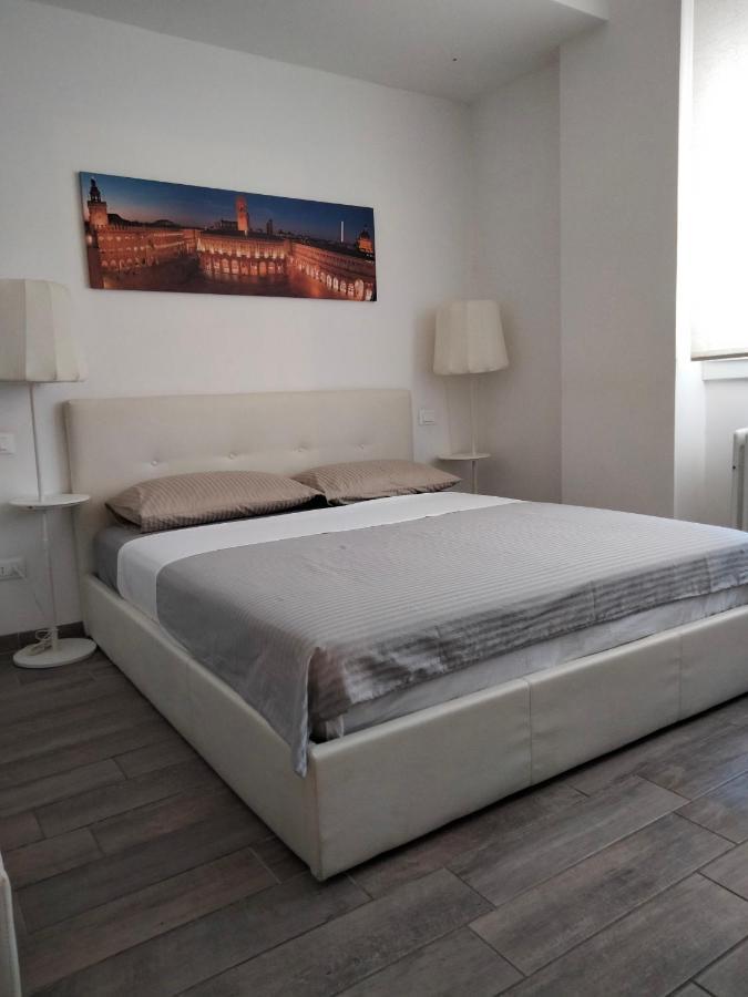 Casavacanzacentrale Privato Appartement Bologna Buitenkant foto