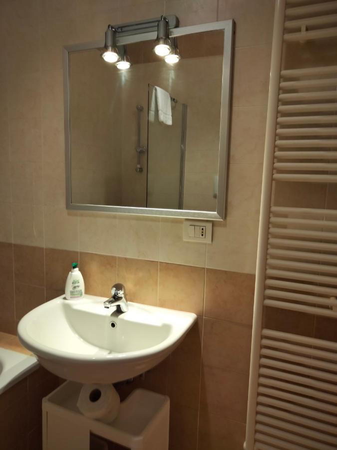 Casavacanzacentrale Privato Appartement Bologna Buitenkant foto